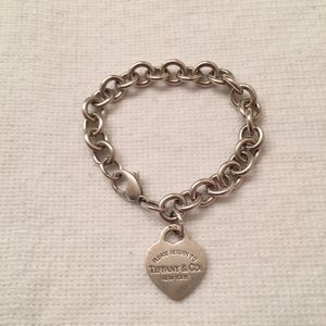 TIFFANY & CO. HEART TAG CHARM BRACELET